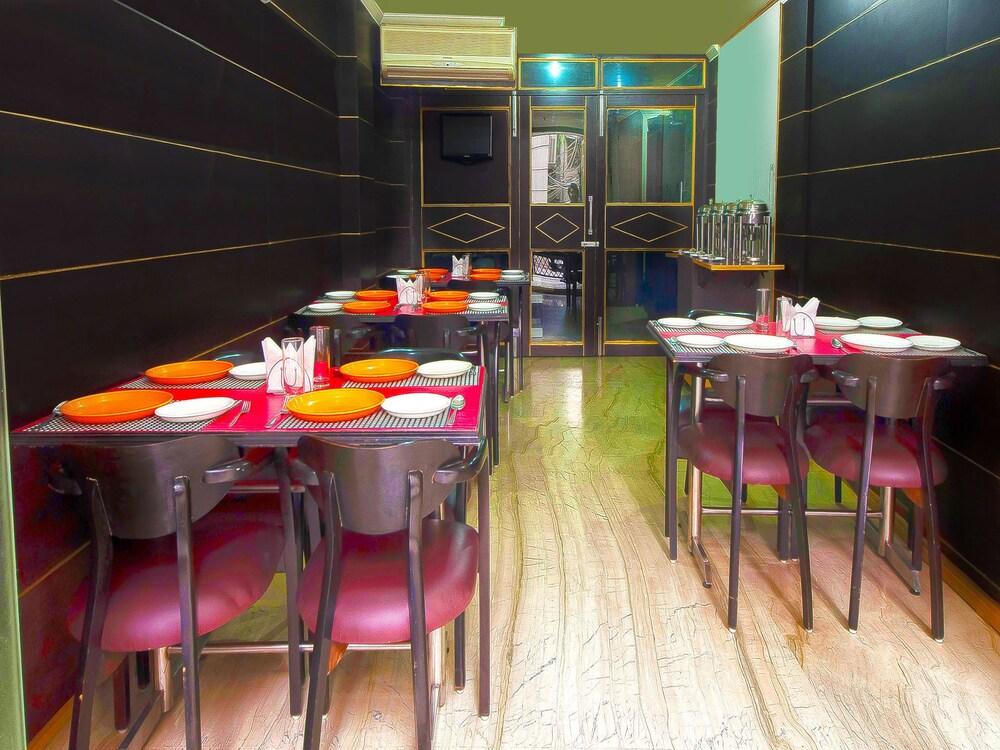 Hotel Amrit Villa Delhi  Exterior photo