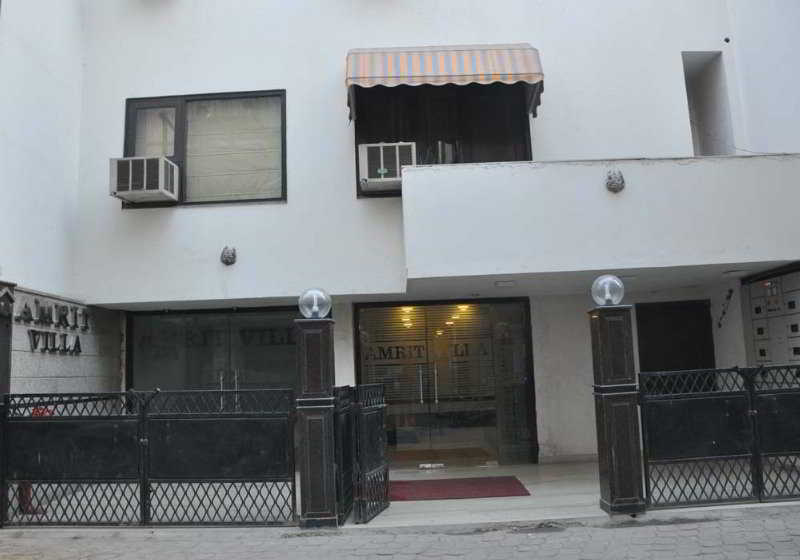 Hotel Amrit Villa Delhi  Exterior photo
