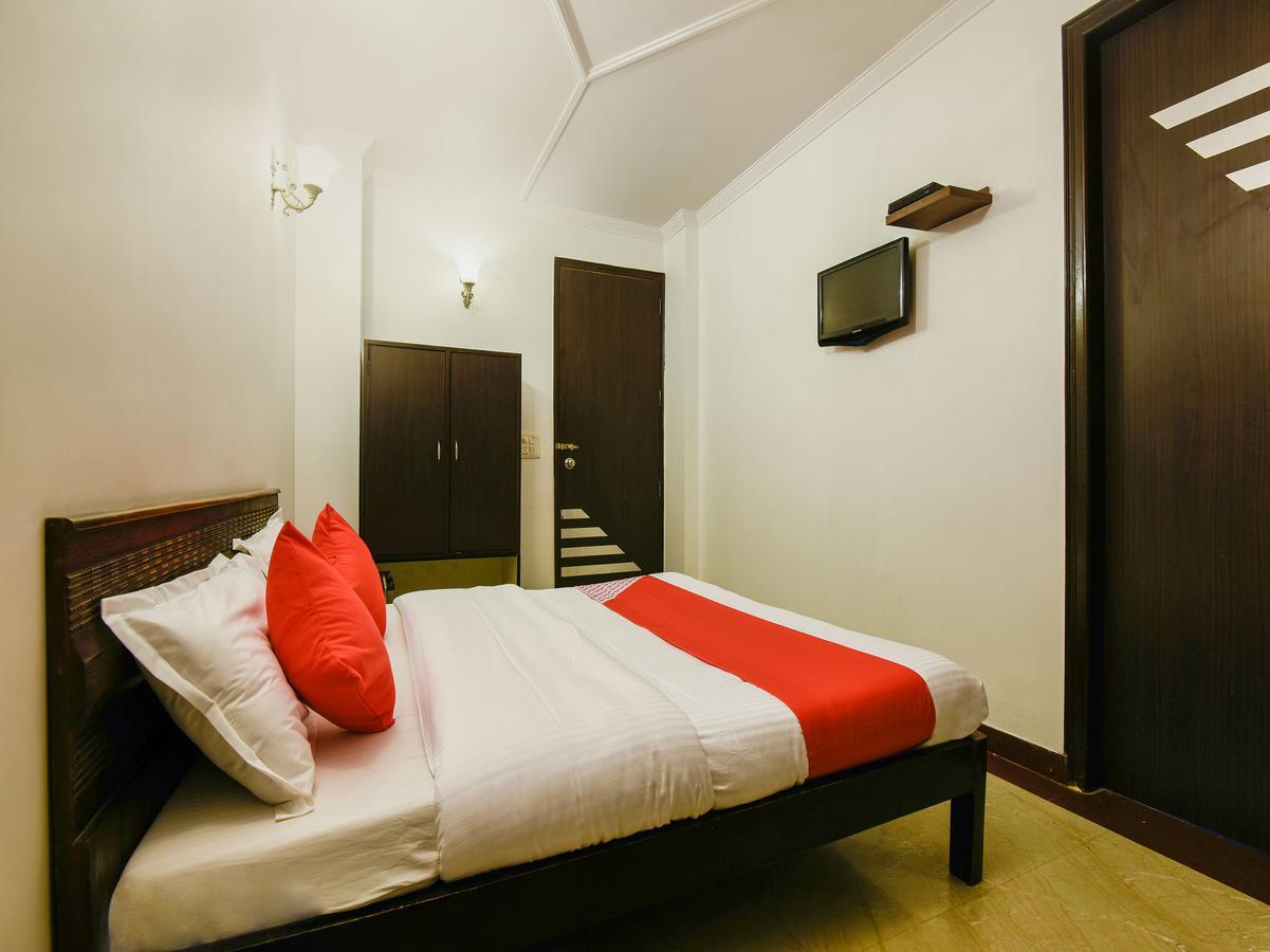 Hotel Amrit Villa Delhi  Exterior photo