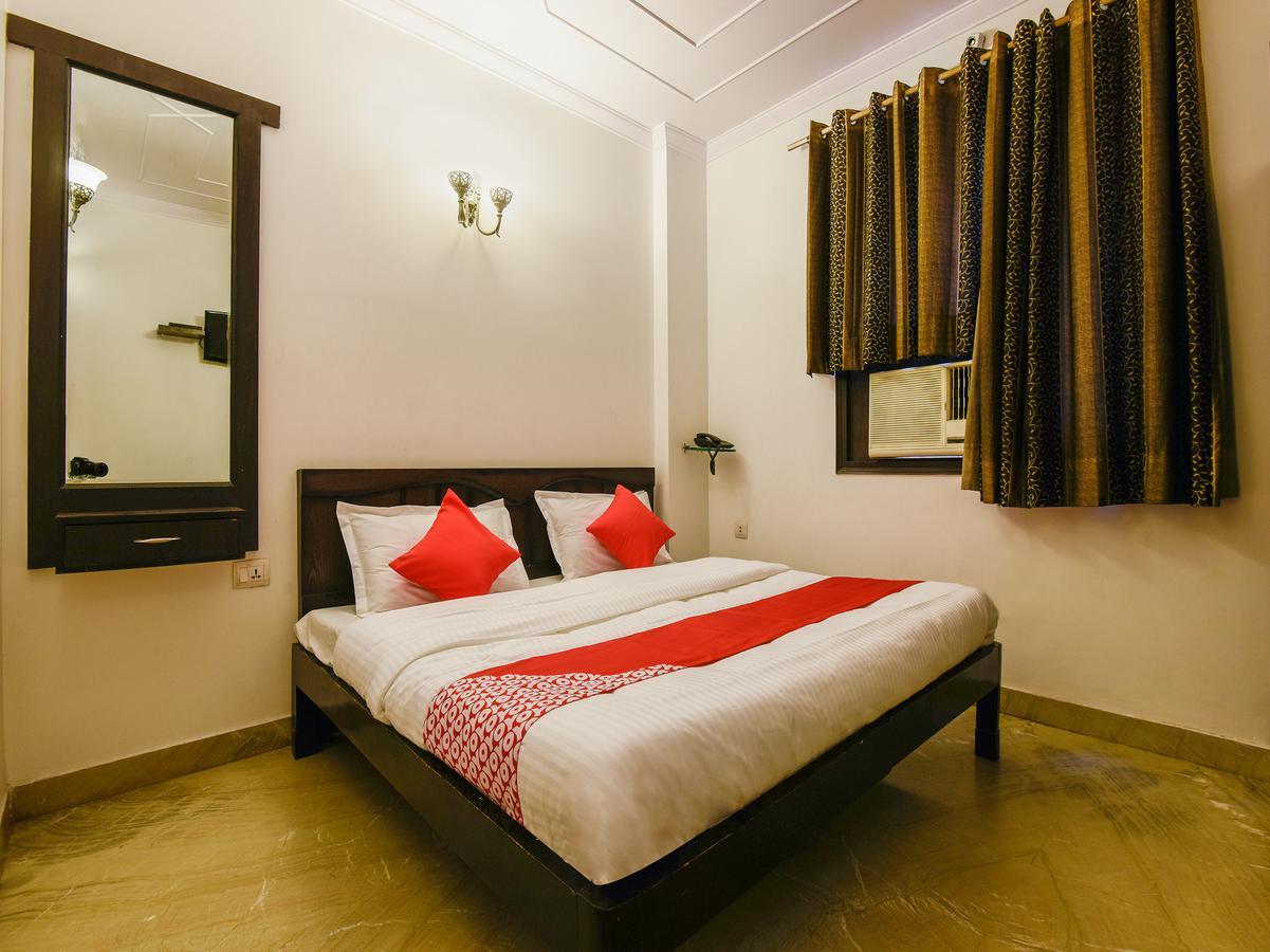 Hotel Amrit Villa Delhi  Exterior photo